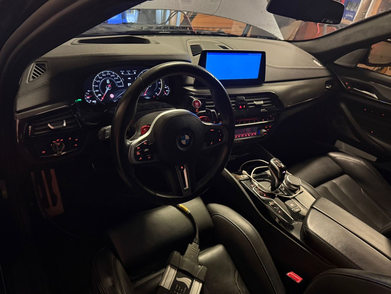 Programowanie modułów BMW w MLAB